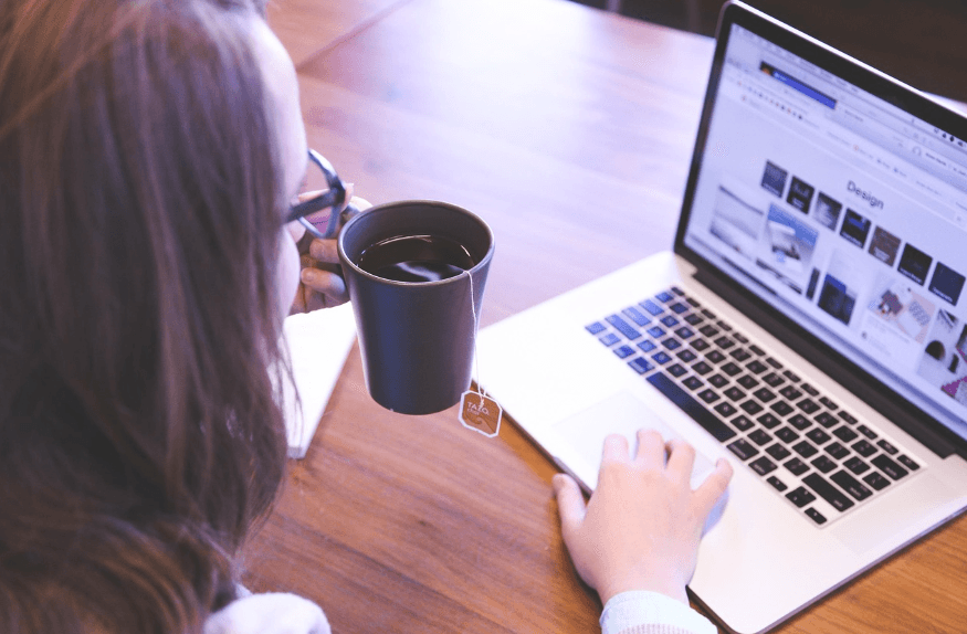 Rédaction assistée par IA : comment booster vos contenus commerciaux en 2026