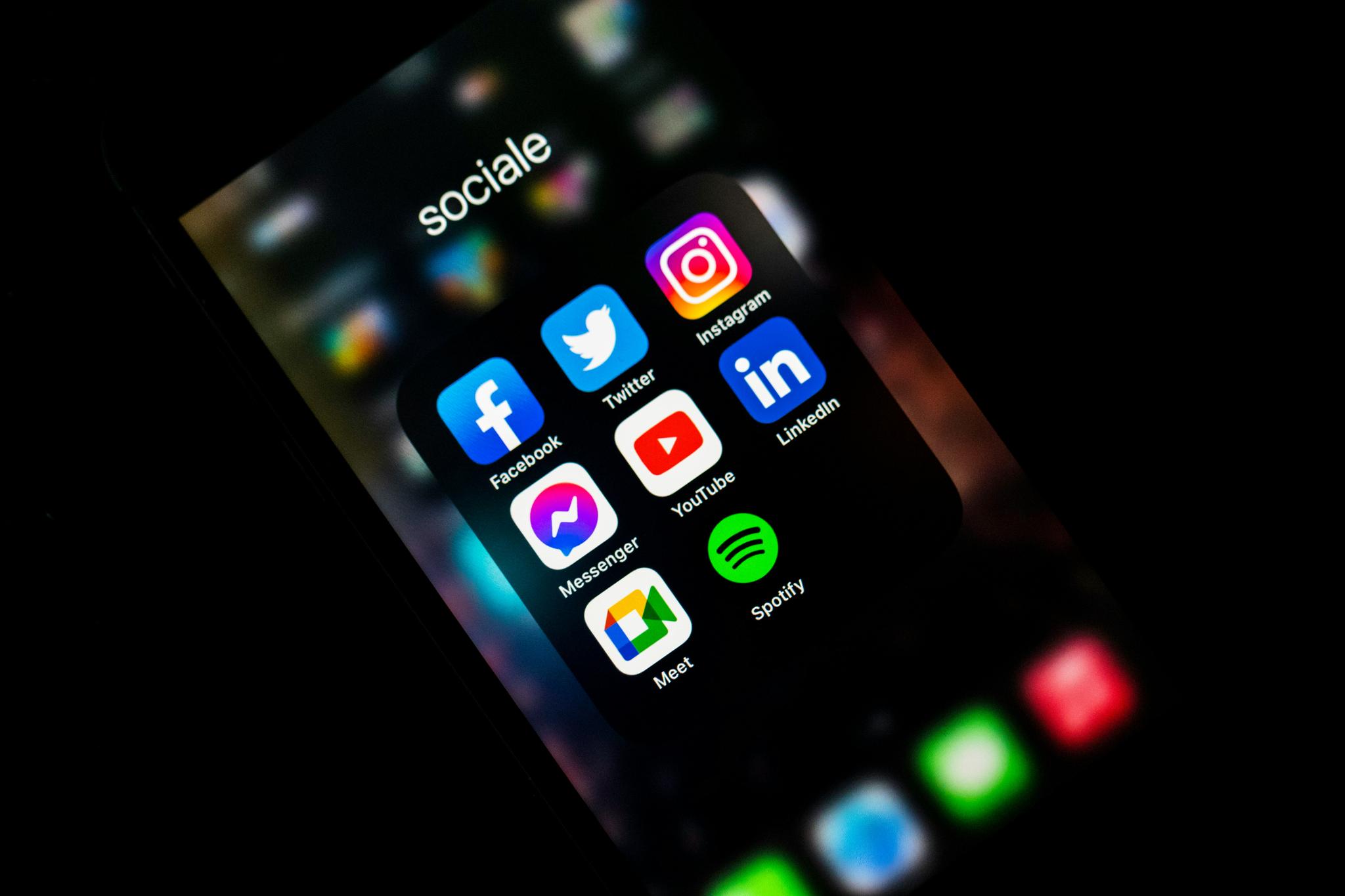 LinkedIn + Email + IA : la stratégie ultime pour une prospection B2B maximale en 2030 💼